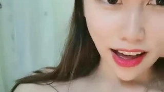 撩妹大叔周末酒店大战身材高挑性感漂亮外国语学校大学生美