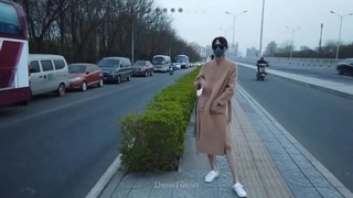 幸福老哥的日常生活輪流操兩00後嫩妹上位騎乘美女自己動揉捏奶子猛操屁股操完一個再換下一個