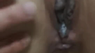 新人眼镜骚御姐！粗大玻璃棒塞嘴