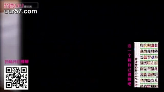 让推特网红生物老师闵儿来为大家示范如何自慰高潮~