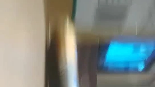 提早到教室可以干嘛呢~女友想骑就直接衣服脱光~过程全部被同学拍下来了!!最后男友很生气!!!!!