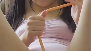 新人卡哇伊舞蹈小妹！高颜值性格活泼！白丝美腿贫乳小奶，热舞扭腰，掰开小穴近距离特写